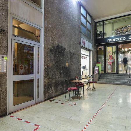 Central Apartment Close To Food And Shopping بولونيا المظهر الخارجي الصورة