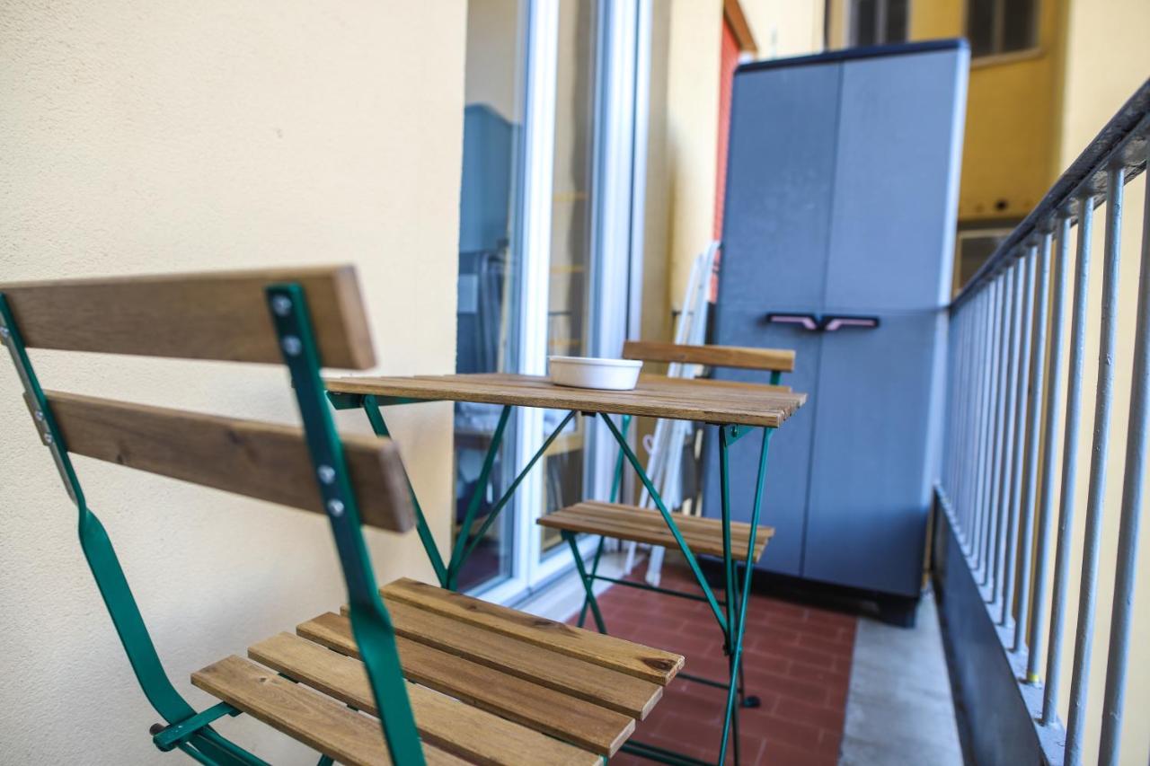 Central Apartment Close To Food And Shopping بولونيا المظهر الخارجي الصورة